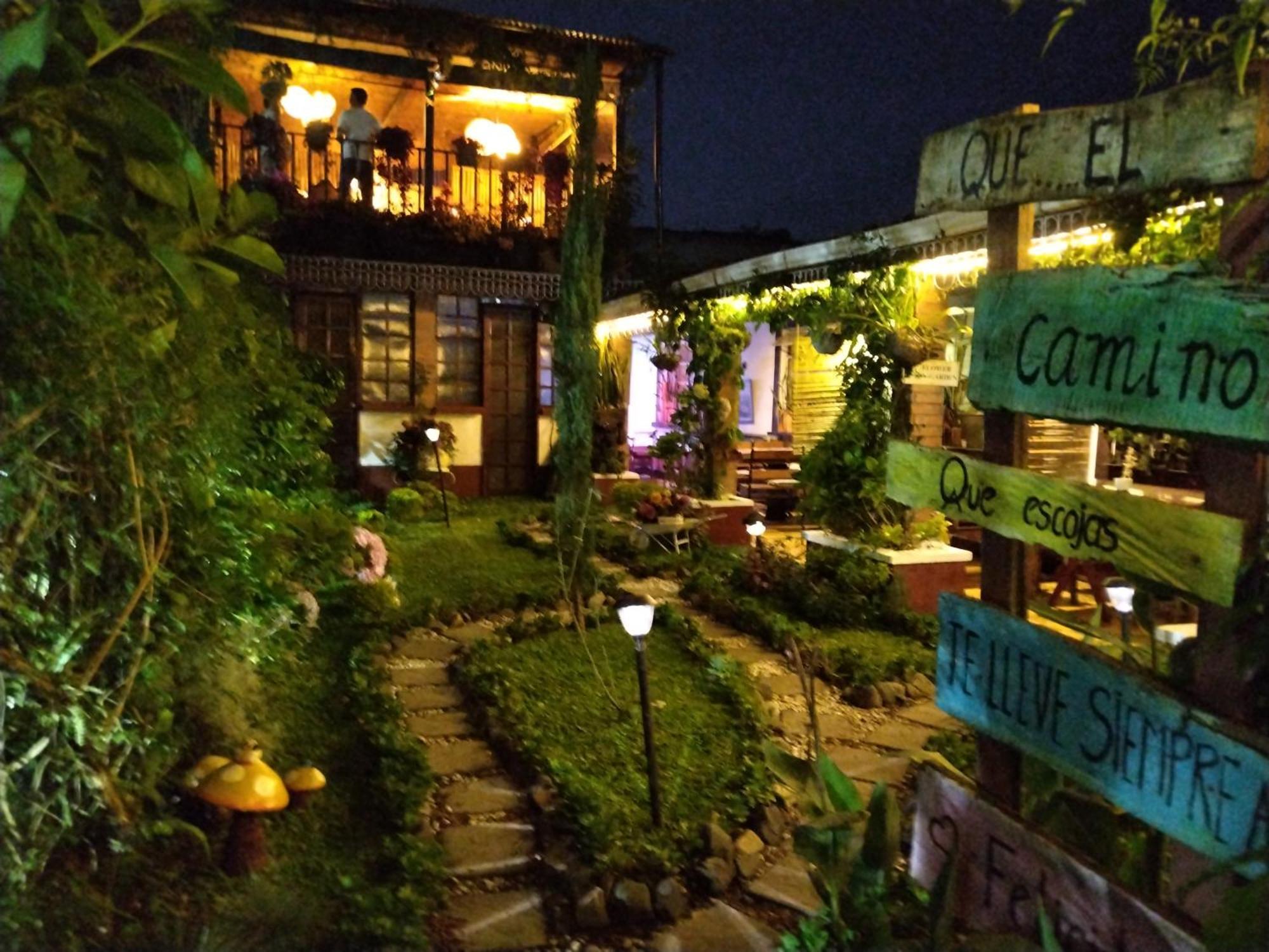 Hotel Casa Chapultepec Cobán Exteriör bild
